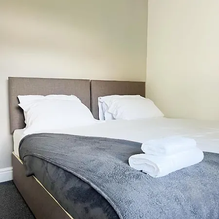 別荘 Millfield House By Blue Skies ミドルズブラ